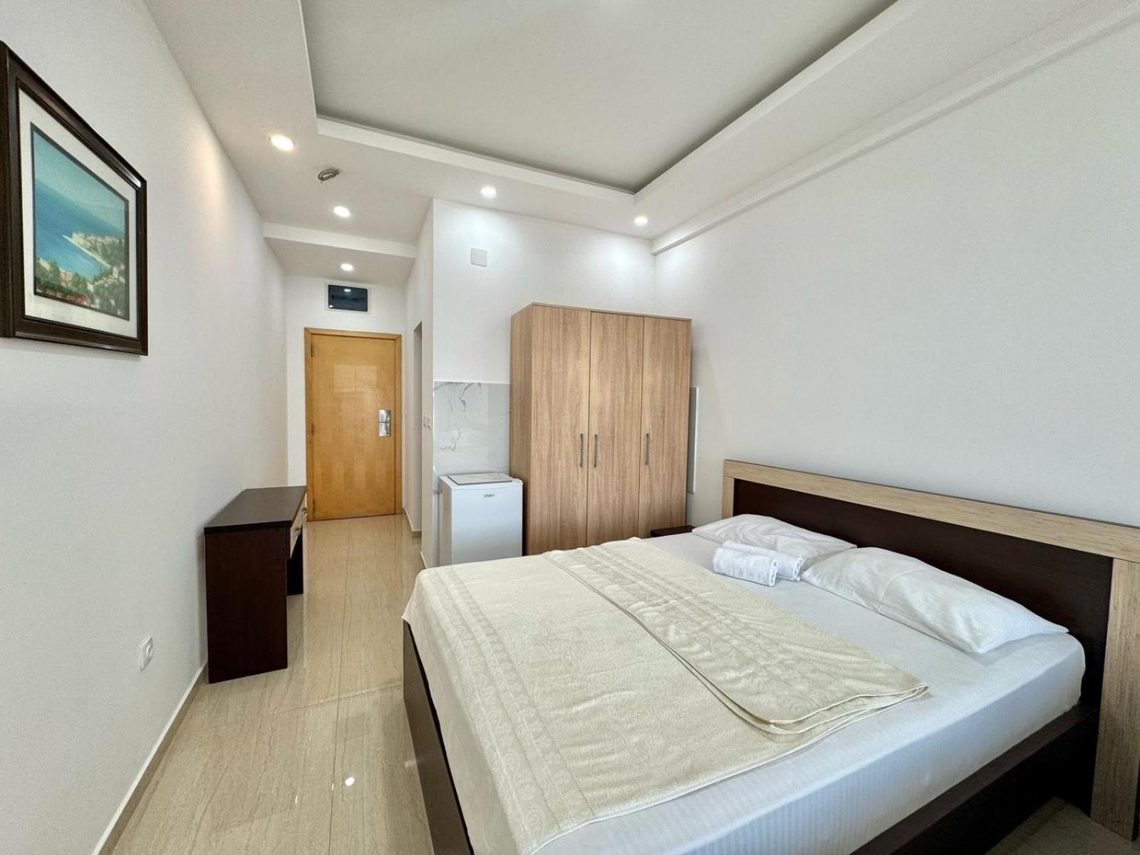 Beachfront Hotel Palma - Jaz Budva Eksteriør billede