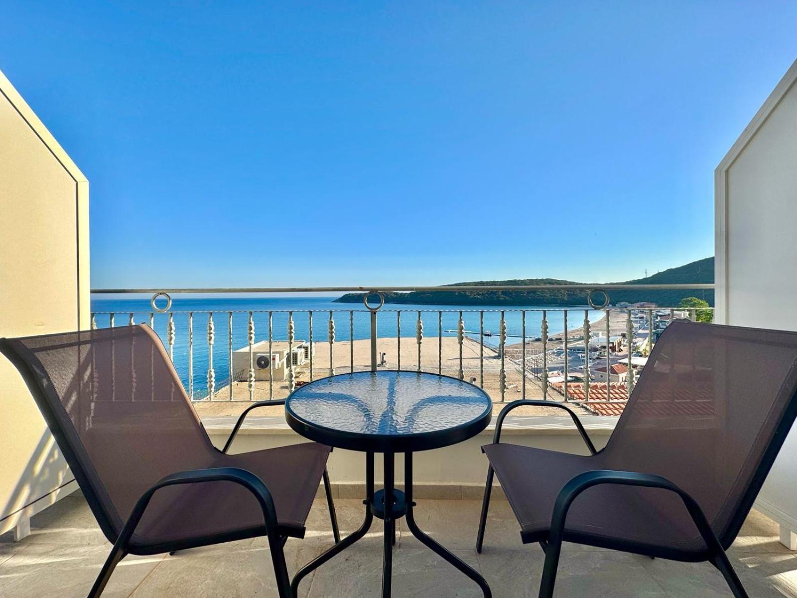 Beachfront Hotel Palma - Jaz Budva Eksteriør billede