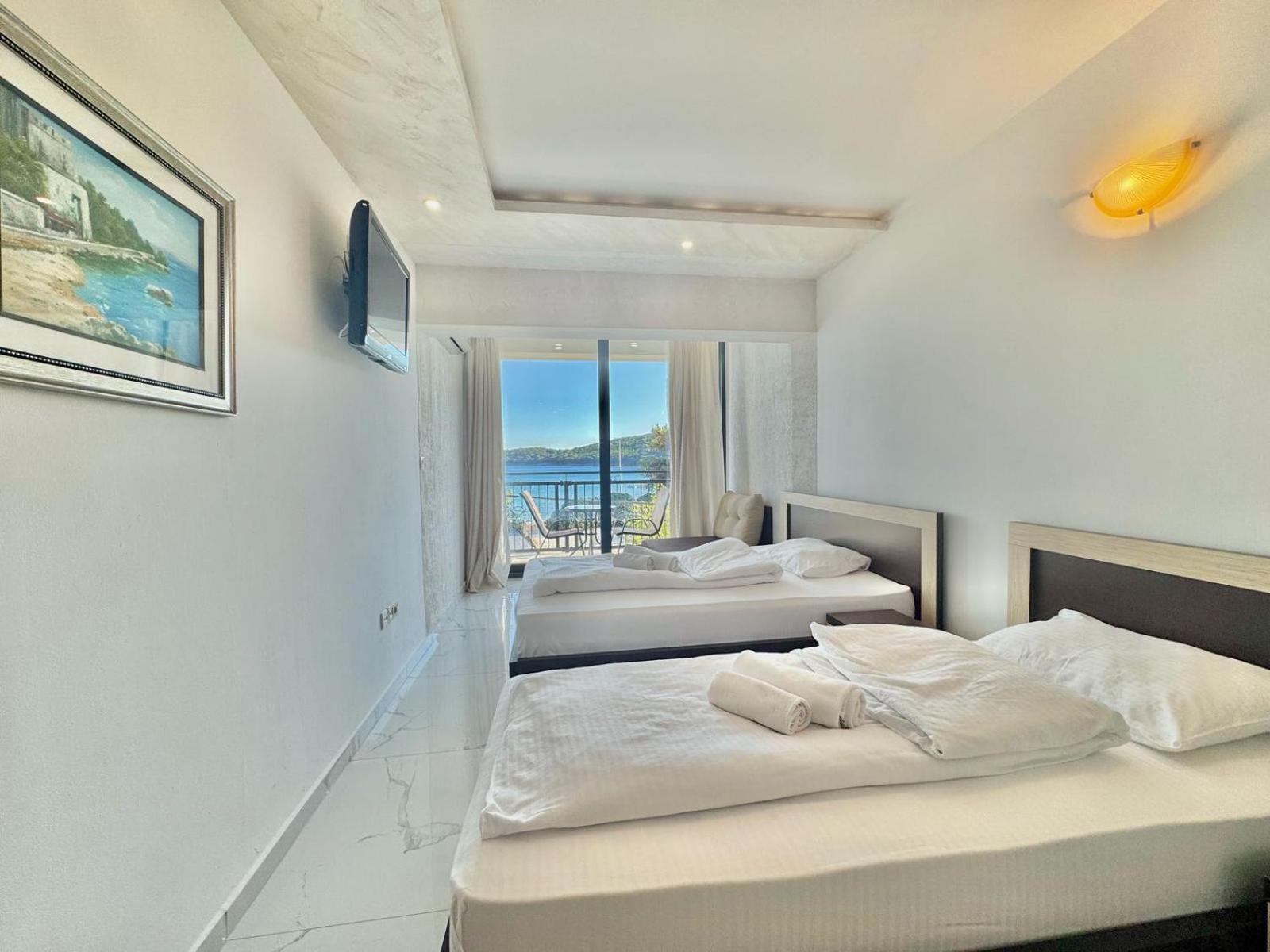 Beachfront Hotel Palma - Jaz Budva Eksteriør billede