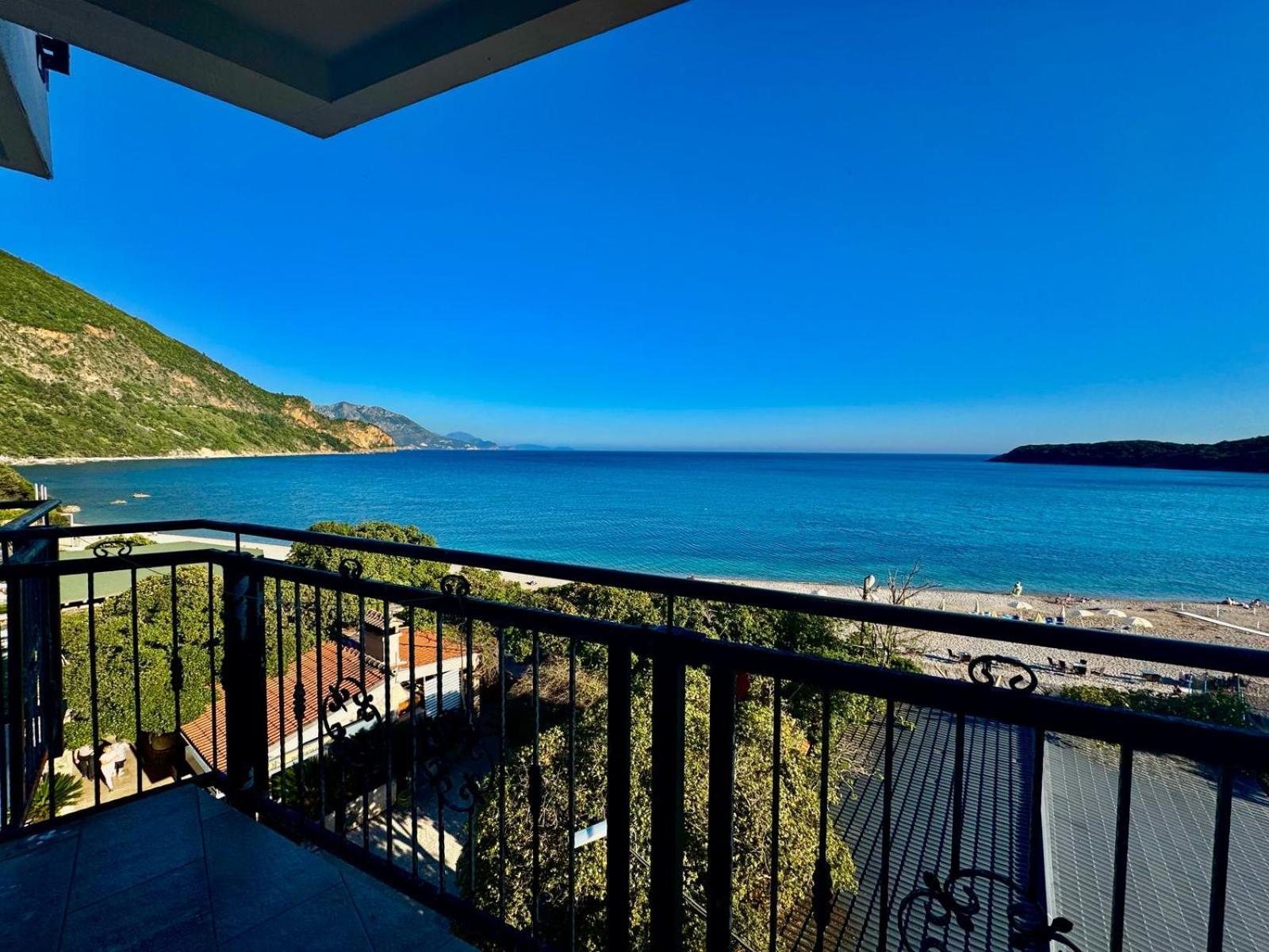 Beachfront Hotel Palma - Jaz Budva Eksteriør billede