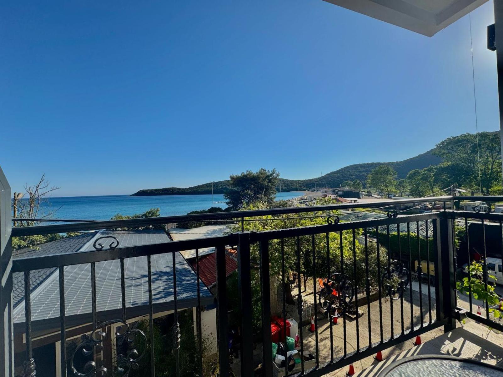 Beachfront Hotel Palma - Jaz Budva Eksteriør billede