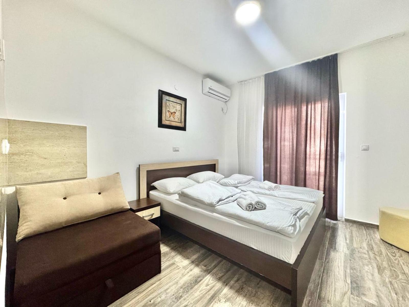 Beachfront Hotel Palma - Jaz Budva Eksteriør billede